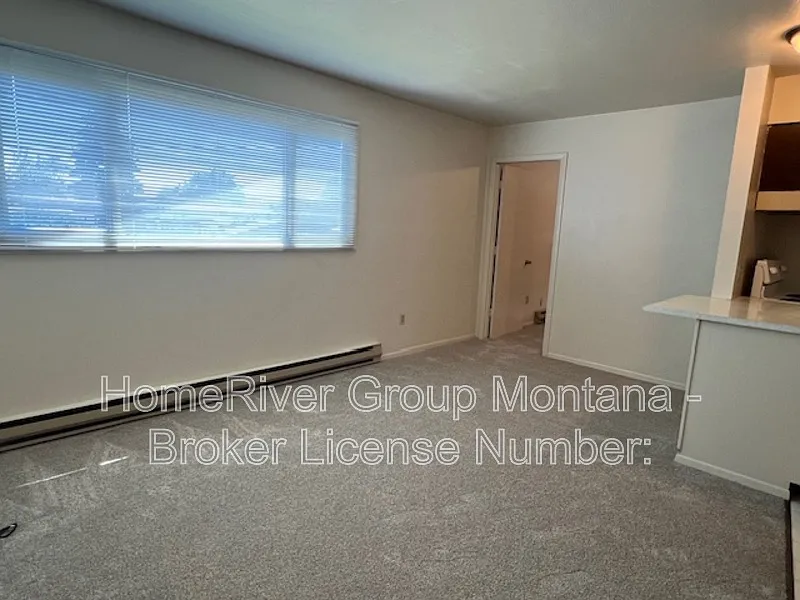 1 bed, 1.0 bath, $1,045 — Photo 4