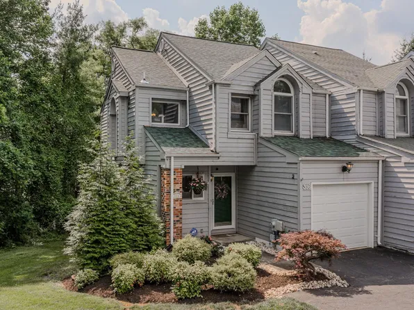 316 Pleasant Knoll Ct, Newark, DE 19711