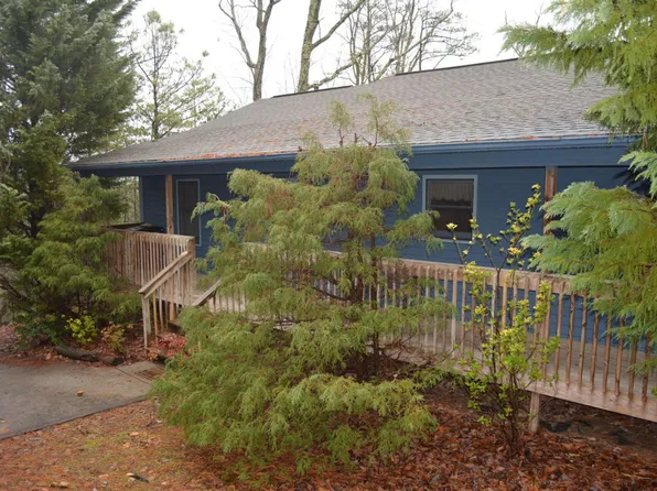 917 Boyd Blvd, Gatlinburg, TN 37738