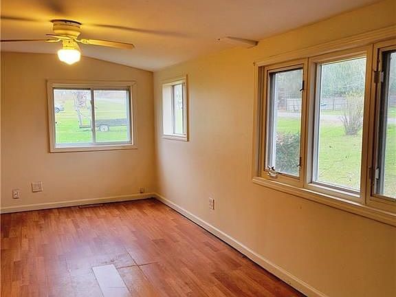 5th image of 7763 Barbara Ln