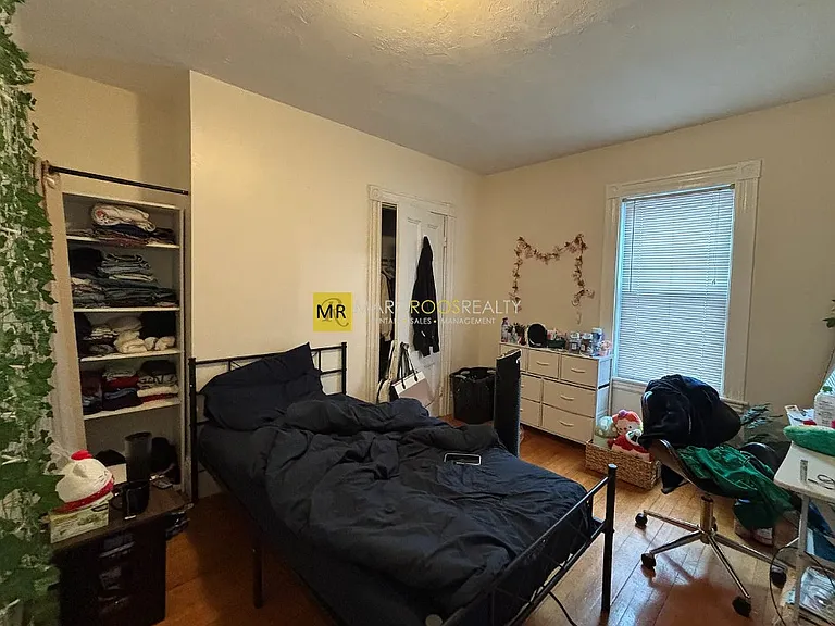 33 Jefferson St #1 — Photo 4