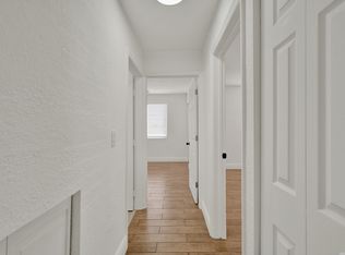 1310 S Douglas Rd, Coral Gables, FL 33134