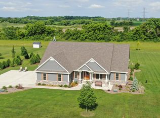 8227 Stone Creek Way, Caledonia, WI 53108