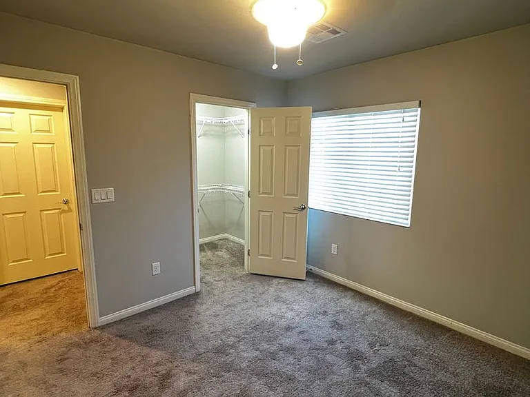 5784 Brimstone Hill Ave — Photo 8