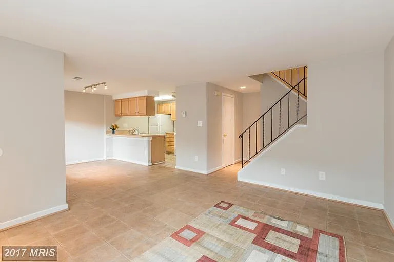 9511 Treyford Ter — Photo 15