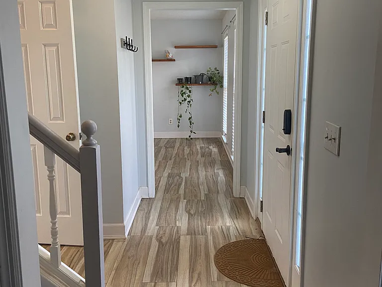 4201 E Emerald Dr NW — Photo 3