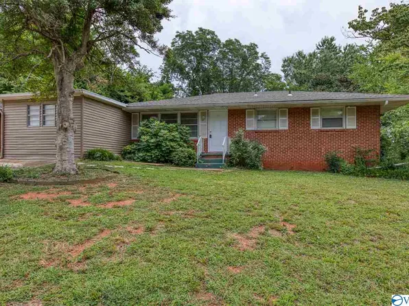 422 Arthur St NW, Huntsville, AL 35805