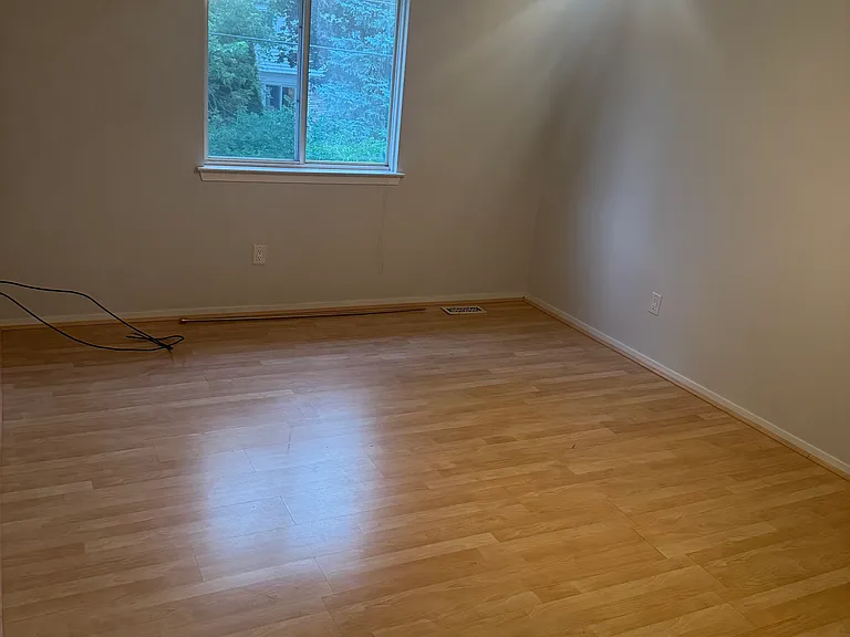 23215 Middlebelt Rd — Photo 7