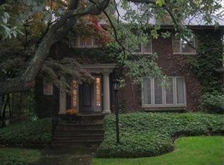 2601 Wellington Rd, Cleveland Heights, OH 44118