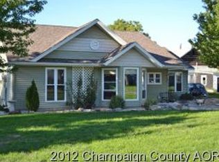 125 E Cheever St, Lovington, IL 61937
