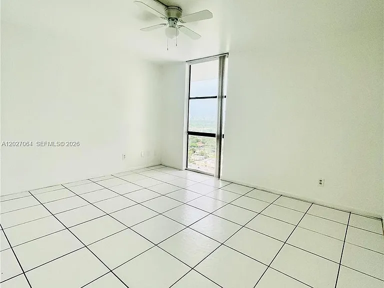 13499 Biscayne Blvd #1613 — Photo 6