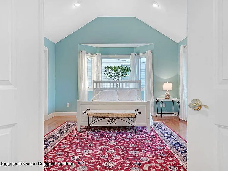 417 15th Ave — Photo 6
