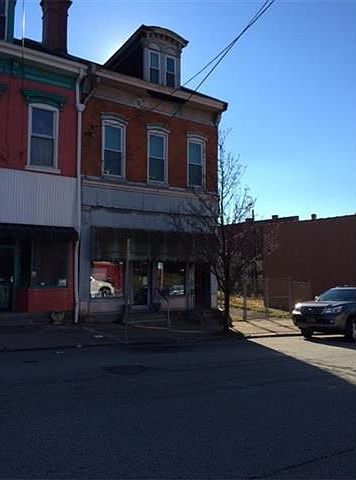 1st image of 800 E Magnolia Ave