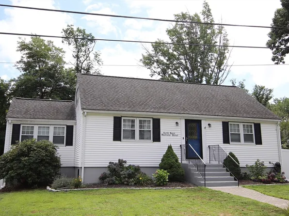 47 Magnolia St, Saugus, MA 01906