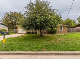 312 W Karnes Dr, Robinson, TX 76706