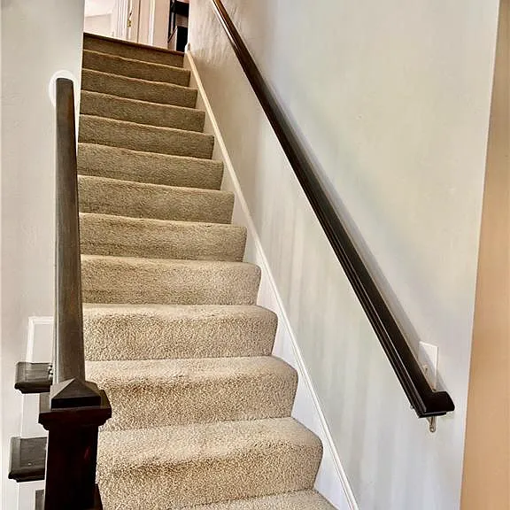 810 Holbrook Dr — Photo 14