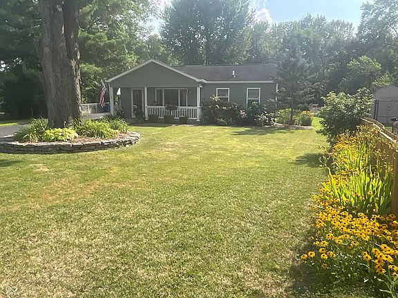 2nd image of 525 Arthur Dr