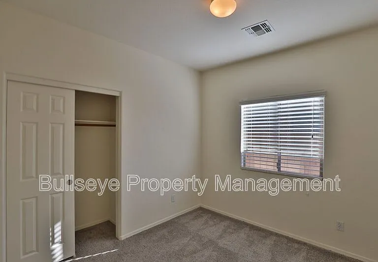 44178 W Venture Ln — Photo 11