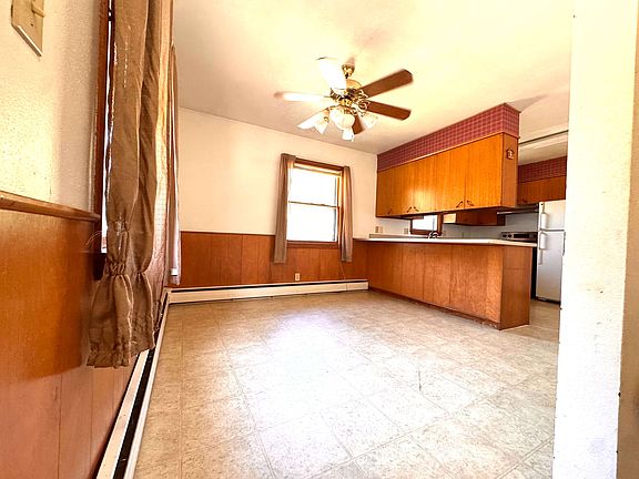 2nd image of 524 20th Ave