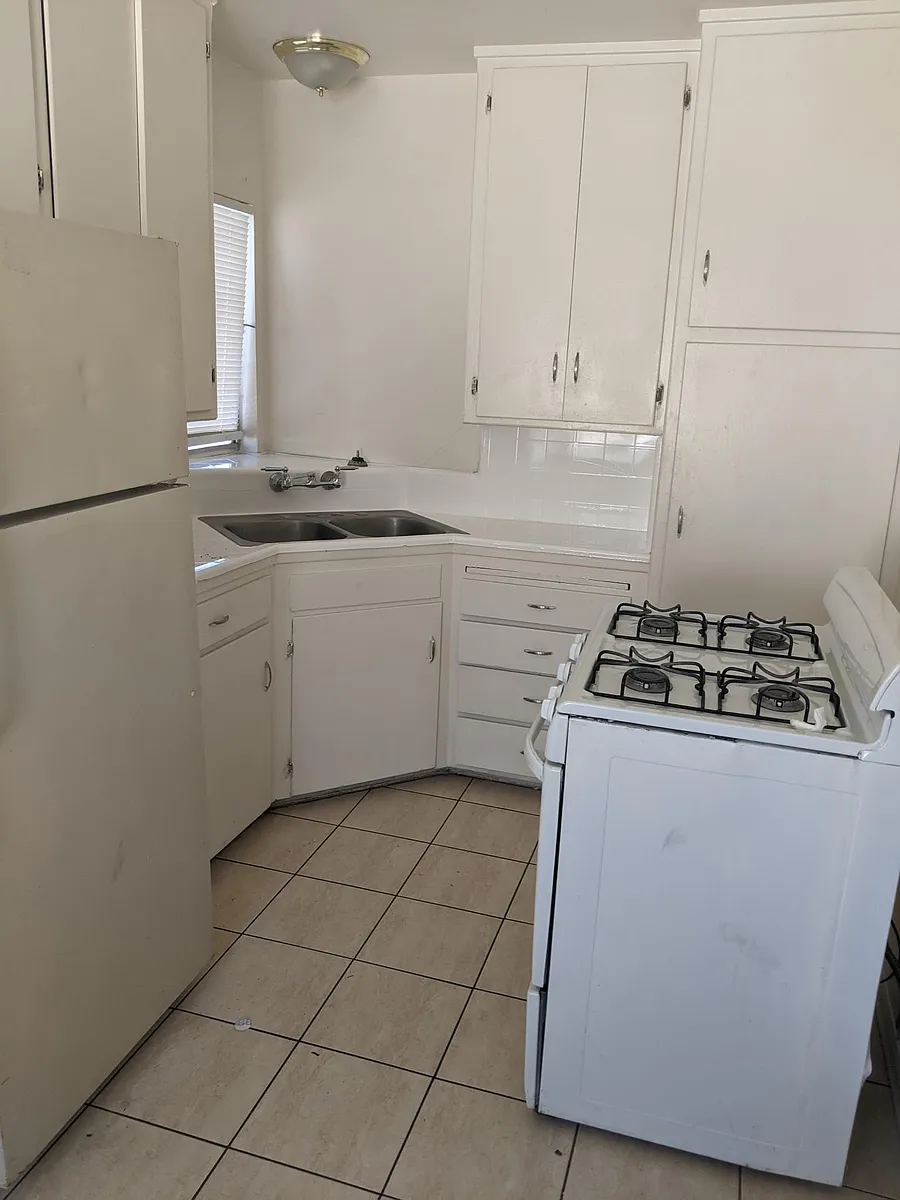 Building Photo - 4127 Palmwood Dr #8