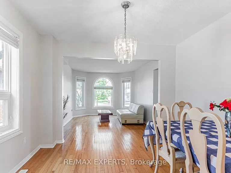 135 Livingstone St W #UPPER — Photo 6