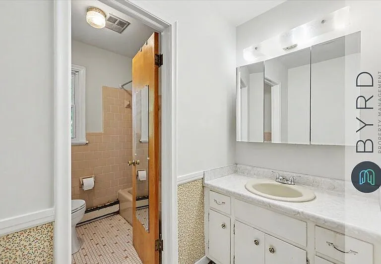8501 Woodward Dr — Photo 24