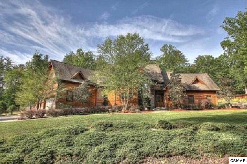 2740 Owls Cove Way, Sevierville, TN 37862 Zillow