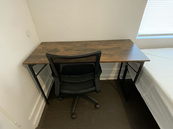 3rd image of 1232 NW 44th St APT 4