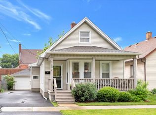 1107 S Jefferson St, Lockport, IL 60441