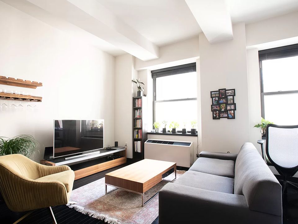 1st image of 20 Pine St APT 1507