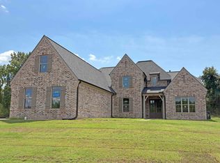 289 Rolling Grove Blvd, Collierville, TN 38017
