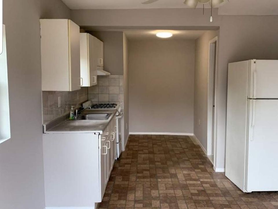 1st image of 50-58 Bayville Ave #5