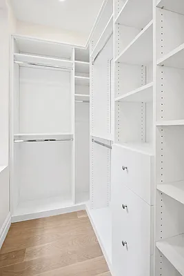 Rented by Peter R. Hungerford, LREB | media 10