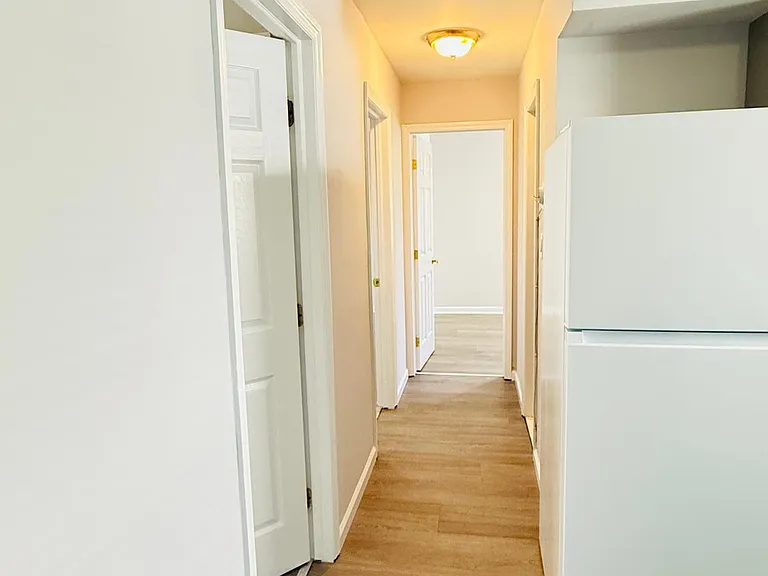 95 Wellesley St #1 — Photo 7
