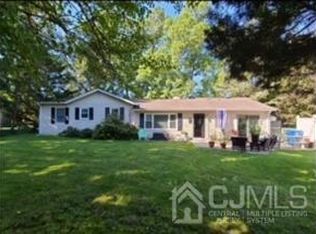 15 Avenue C, Monroe Township, NJ
