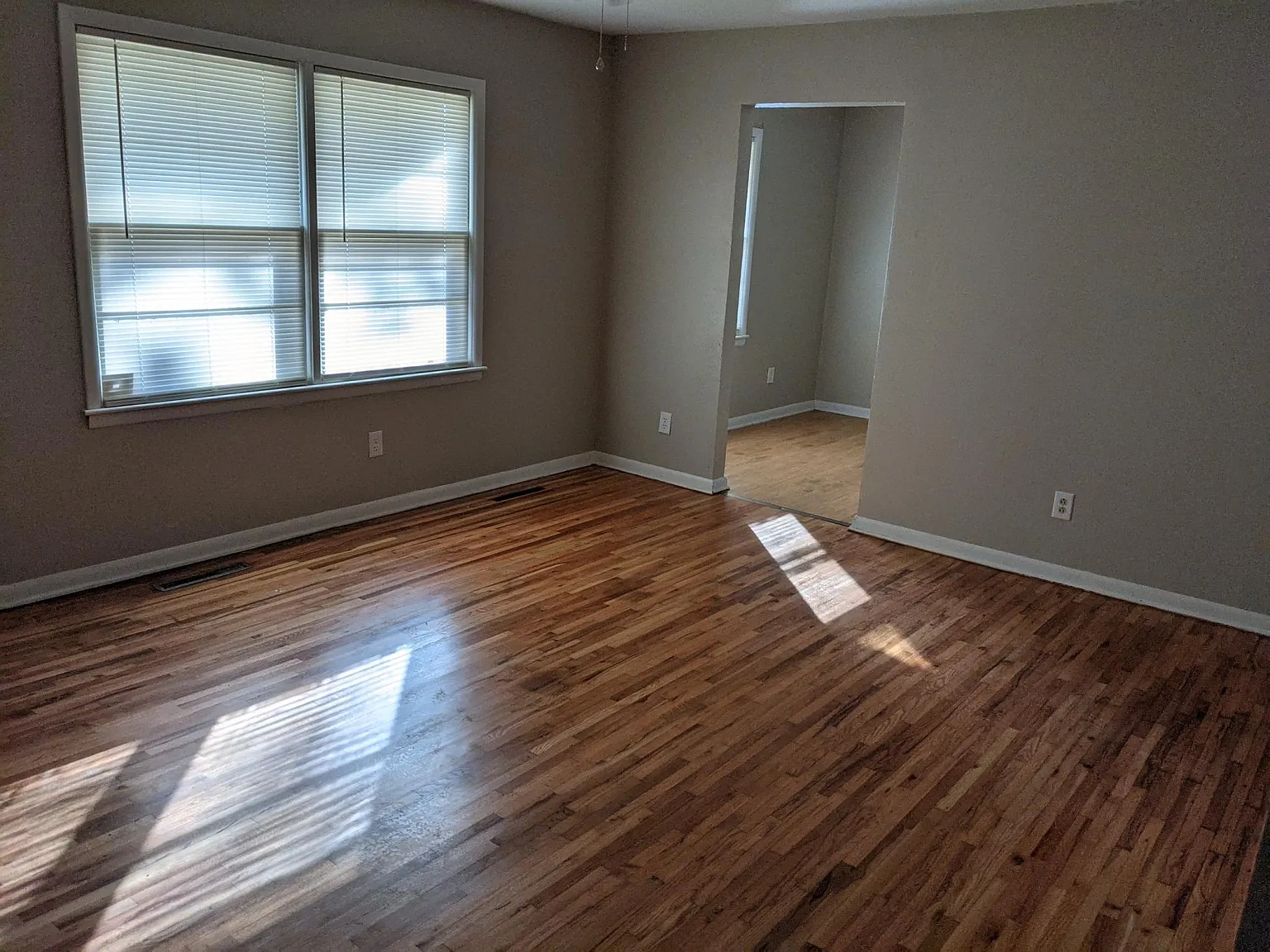 4 bed, 1200 sqft, $1,195 — Photo 4