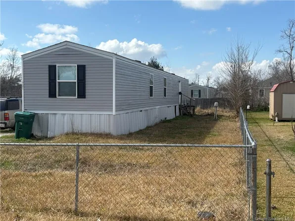 301 N Goodman Rd, Lake Charles, LA 70615