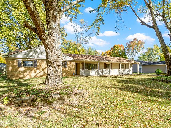 2nd image of 1716 Minturn Ln