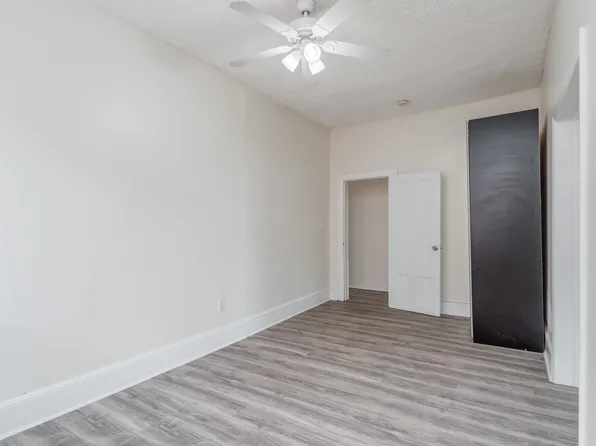 37 Pamrapo Avenue image 9 of 13