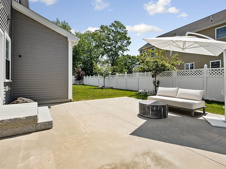 9 Ellingwood Cir — Photo 28