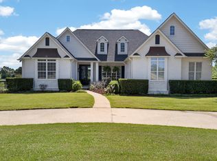 16801 Stallion Shores Ct, Lindale, TX 75771