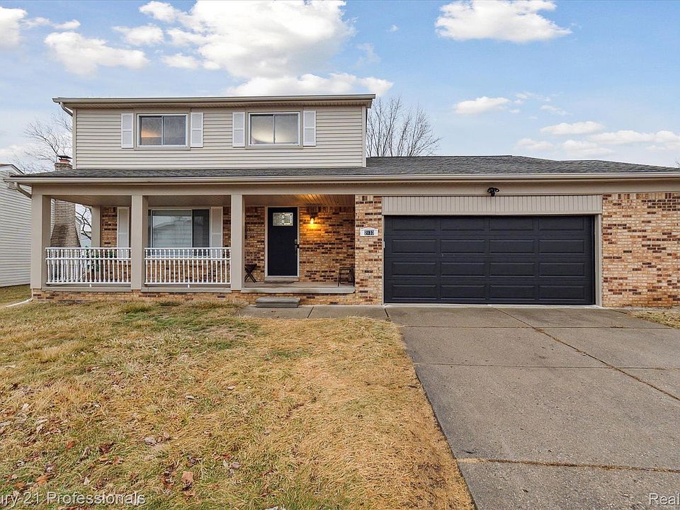 1st image of 2133 S Cavalier Dr