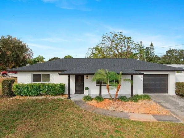 9210 108th St, Seminole, FL 33772