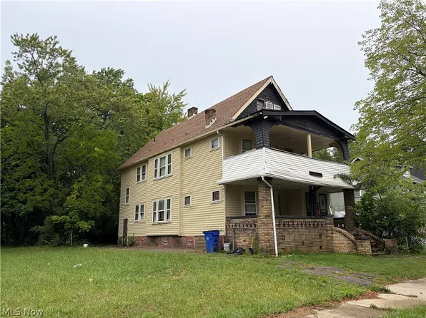 3332 E 145th St, Cleveland, OH 44120