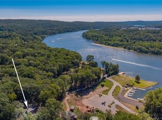 31 Oakum Dock Rd, East Hampton, CT 06424