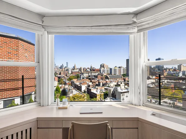 2 Charlton Street image 14 of 20