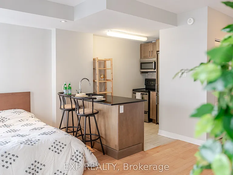 242 Rideau St #2308 — Photo 15