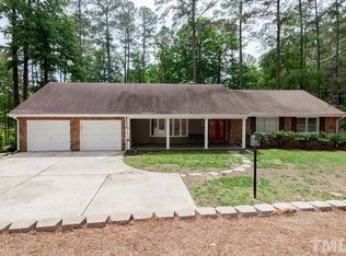 1909 Holiday Rd, Sanford, NC 27330