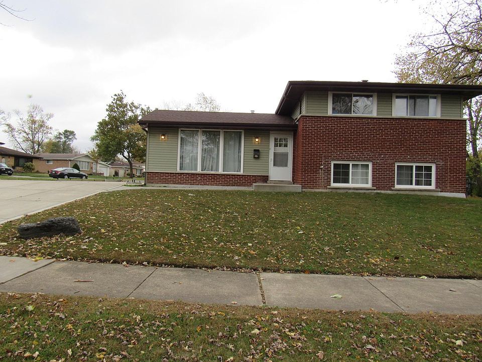1st image of 328 Serena Dr