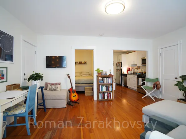 81 Harvard St, Brookline, MA